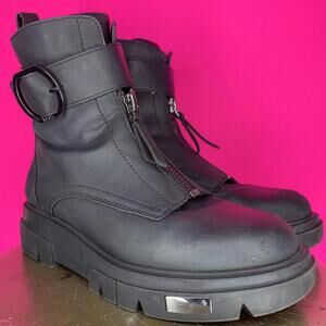 DKNY Laina Black Leather Chunky Lug Sole Buckle Strap Front Zip Combat Boot US 9